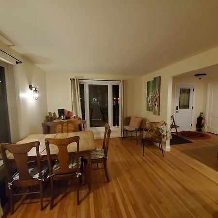 コアティクック La Maison Aux Camelias Bed & Breakfast エクステリア 写真