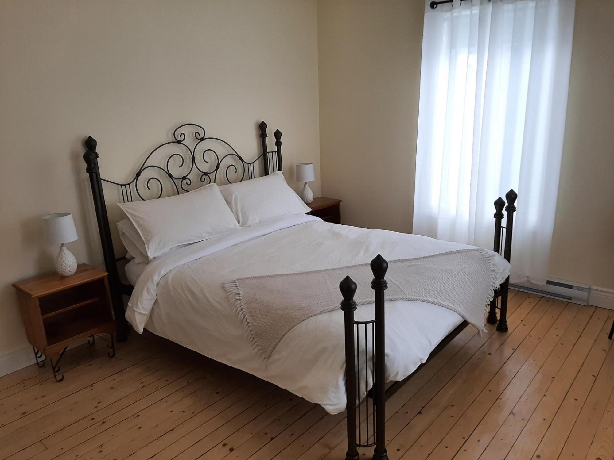 コアティクック La Maison Aux Camelias Bed & Breakfast 部屋 写真